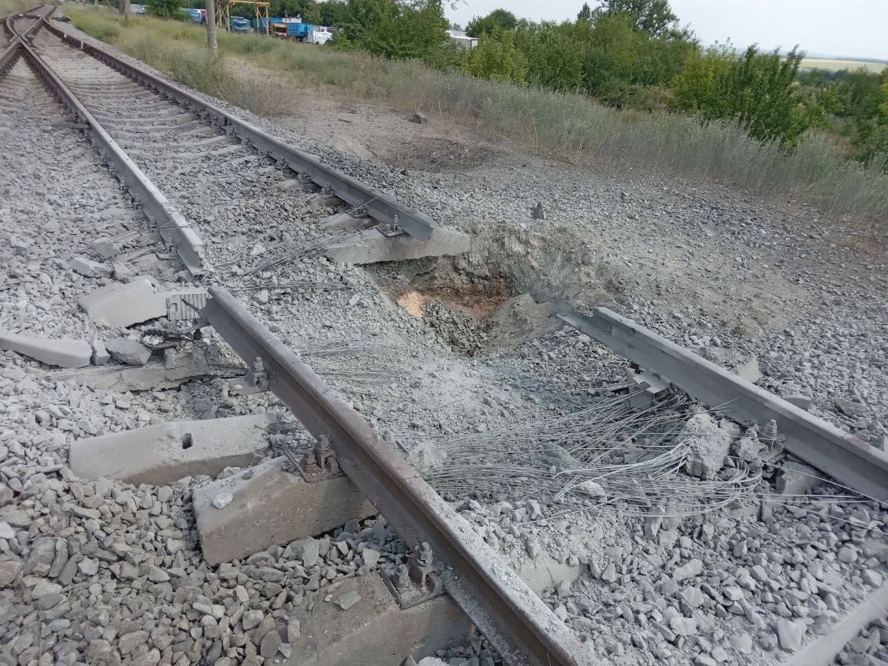 Псевдо-губернатор Евгений Балицкий «расплакался» после обстрела ВСУ железной дороги 2